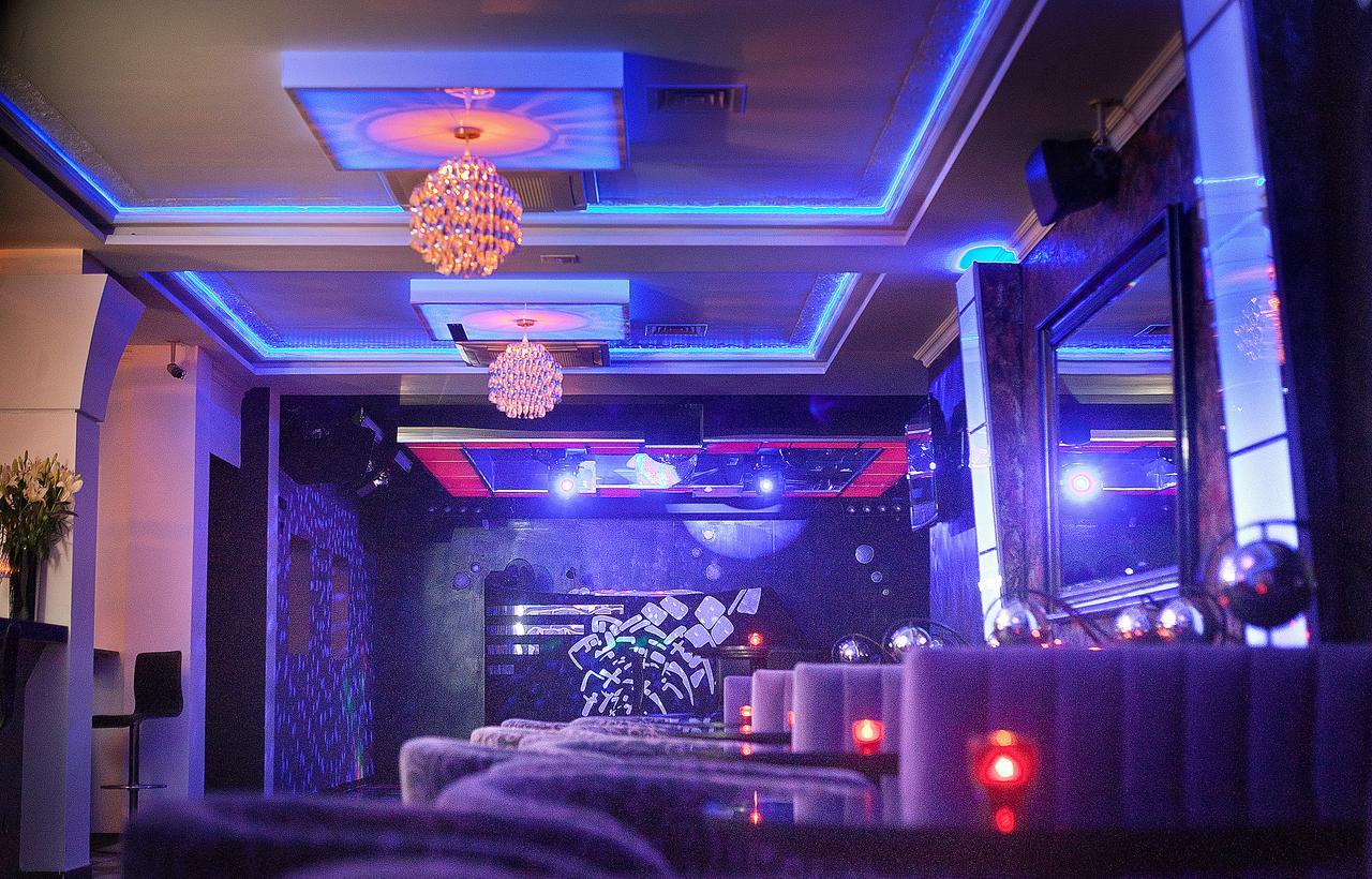 Hotel Restauracja Teczowa Luban Esterno foto