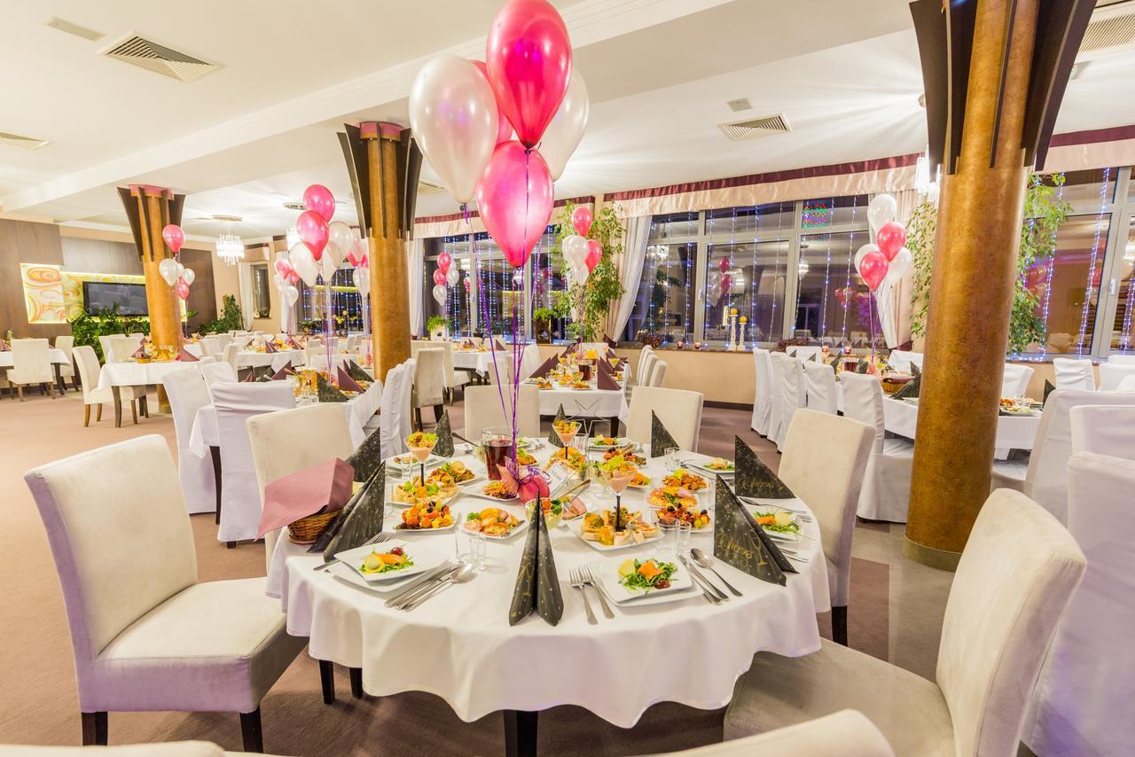 Hotel Restauracja Teczowa Luban Esterno foto